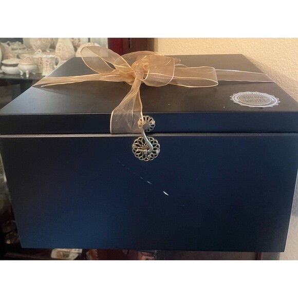 Pasabahce Magazalari Troy Two Handed Glass Vase - Picture 10 of 12